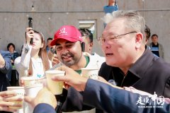 “我们该当邀请中国专家指